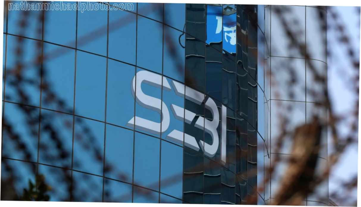 SEBI Probes Yes Bank 2022 Share Sale, Flags Insider Trading Lapses at PwC, EY, and Global Investors